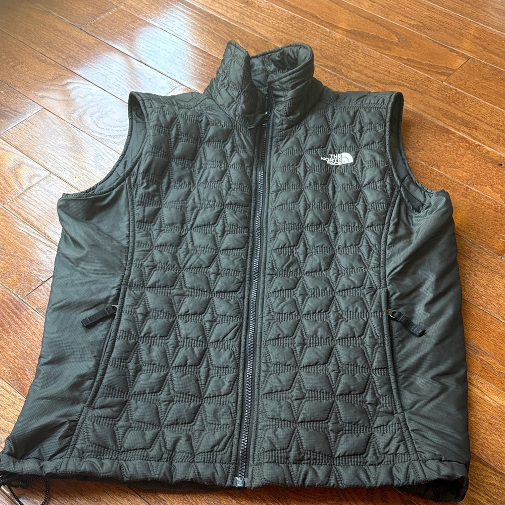 The North Face Classic Black Vest. Womens M.